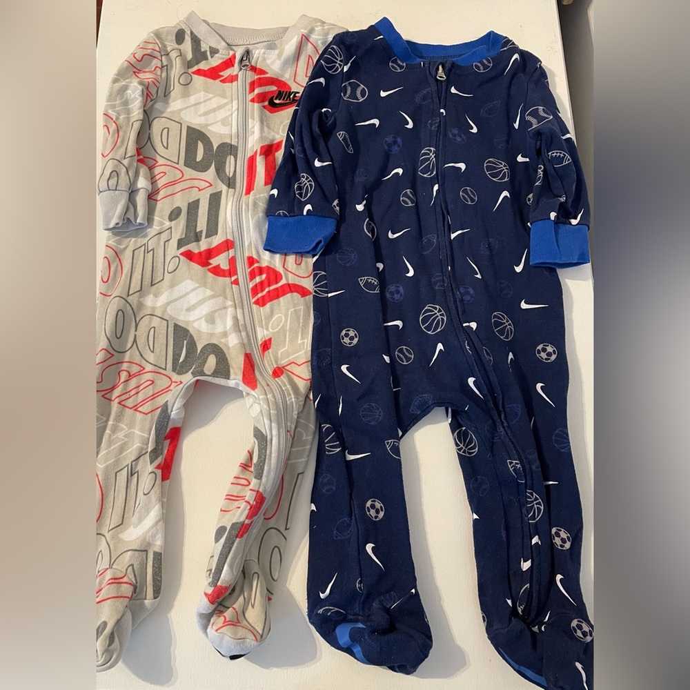 Nike onesie / pajama bundle - 6 months